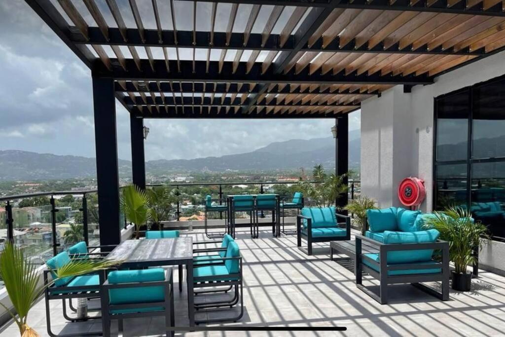 Luxury Condo - Pool In Kingston G28 Exterior photo